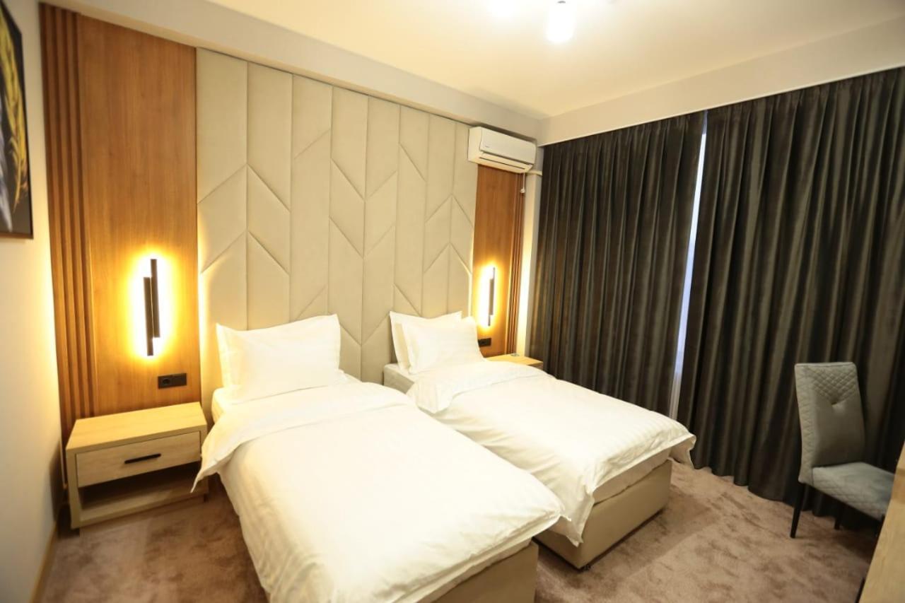 Sem Brand Hotel Türkistan エクステリア 写真